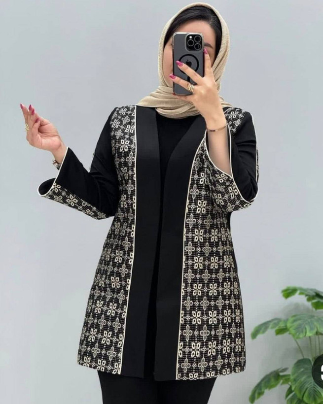 مانتو مزونی عیدانه مازراتی لایه پرشین دار جلوی کار سوزن دوزی هندی مغزی دوزی