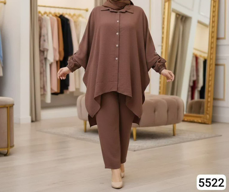 ست شلوار و مانتو پانچ😍 ✅جنس پارچه فانتینی ✅سبک و راحت ✅خنک و عالی ✅ 😍