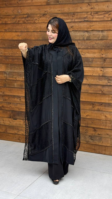 مانتوو عبایی کرپ الیزه دانتل و جواهر دوزی 😍
