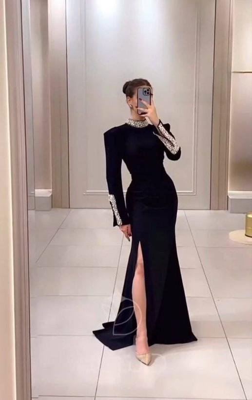 ماکسی مجلسی دنباله دار خرجکار نگینی دوخت شده
